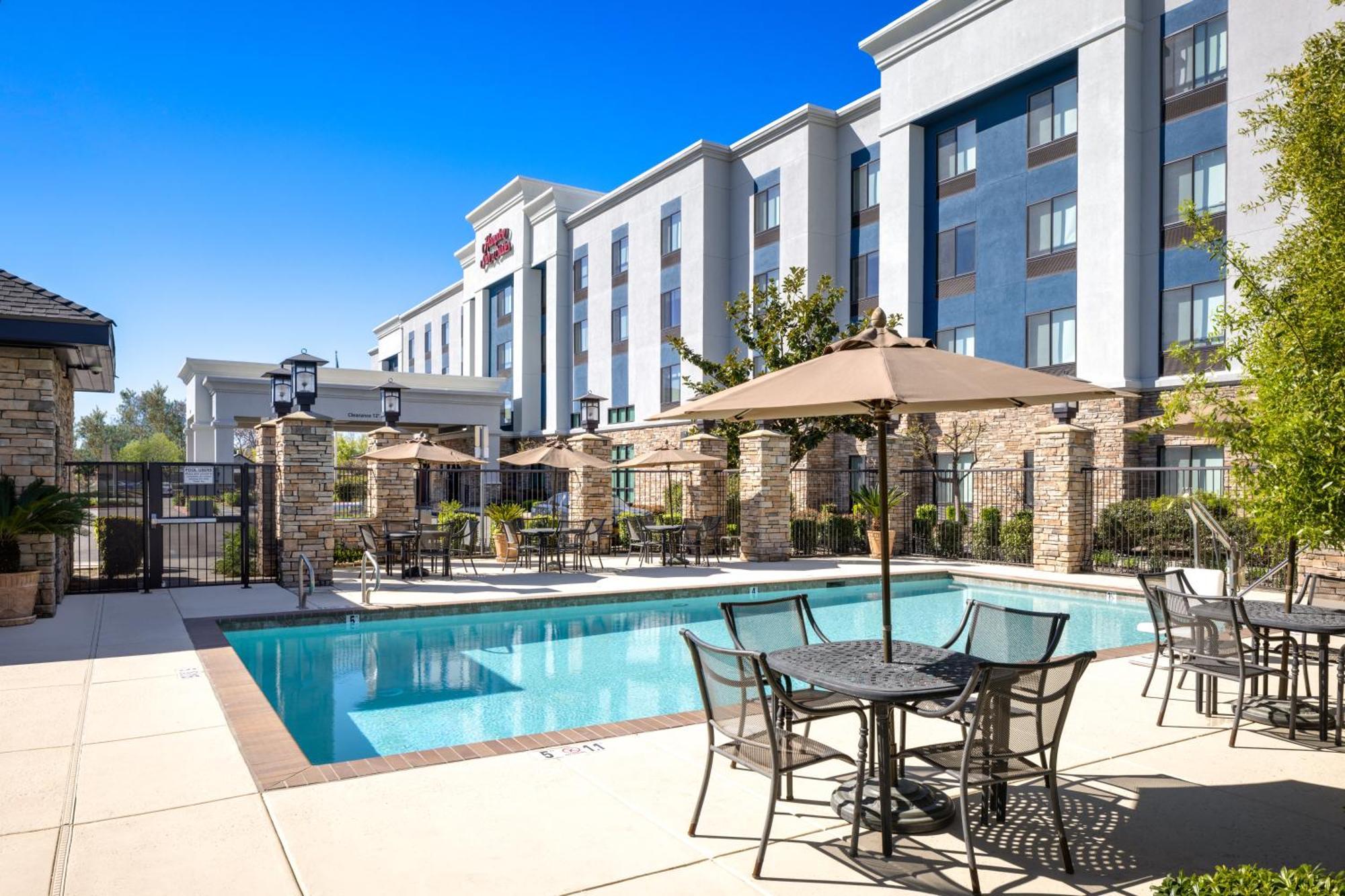 Hampton Inn & Suites Manteca Exterior foto